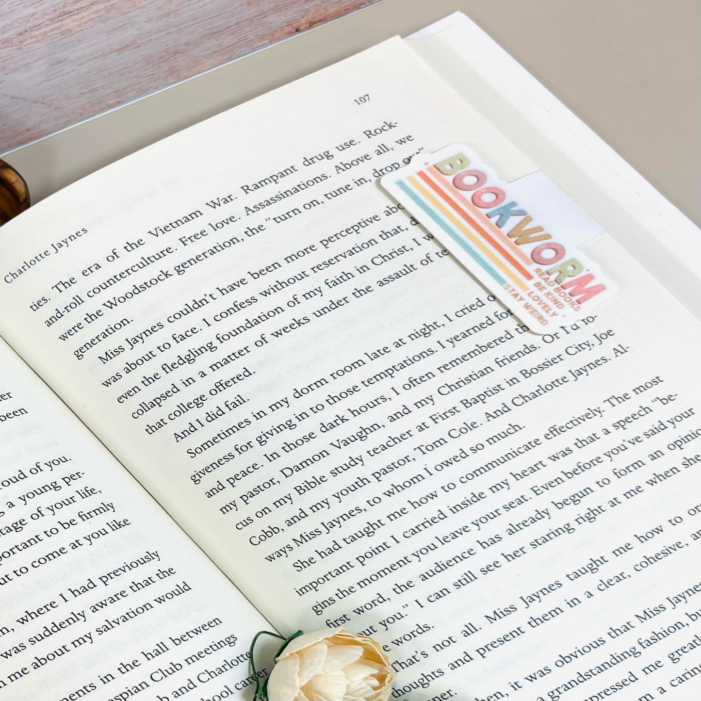Magnetic Bookmark - Bookworm