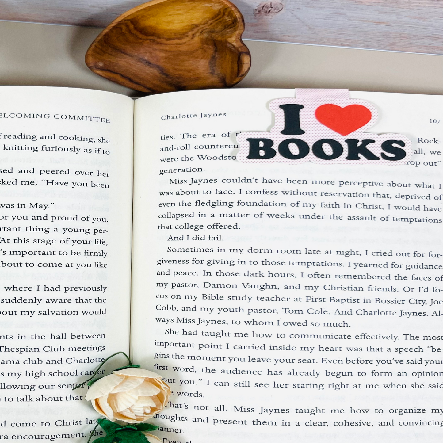 I HEART Books Magnetic Bookmark